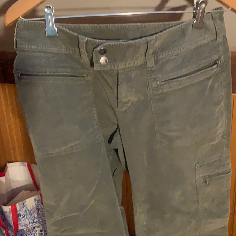 Cords  front zip pockets. No flaws no rips no stains